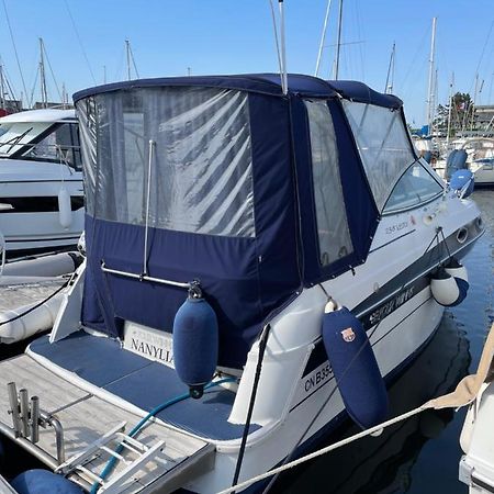 Готель Superbe Bateau « Le Nanylia » Булонь-сюр-Мер Екстер'єр фото