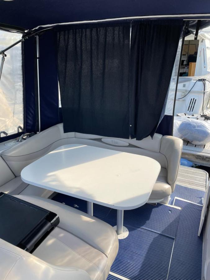 Готель Superbe Bateau « Le Nanylia » Булонь-сюр-Мер Екстер'єр фото